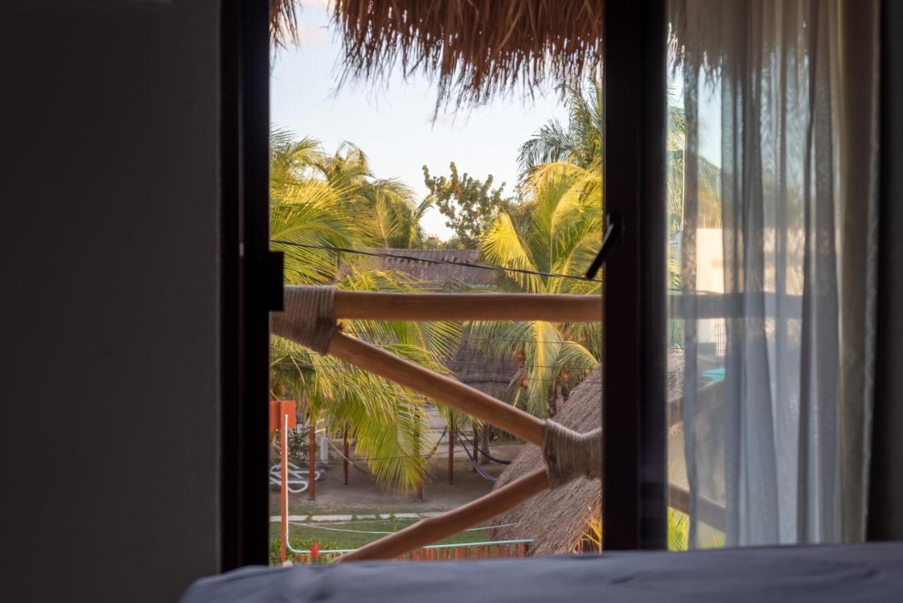 Hotel Mayari Holbox ภายนอก รูปภาพ View from a room at the hotel