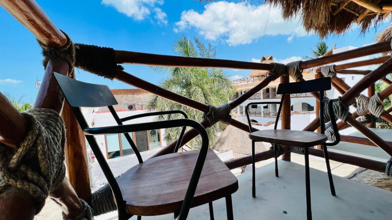 Hotel Mayari Holbox ภายนอก รูปภาพ A view from the balcony of a hotel in Tulum, Mexico